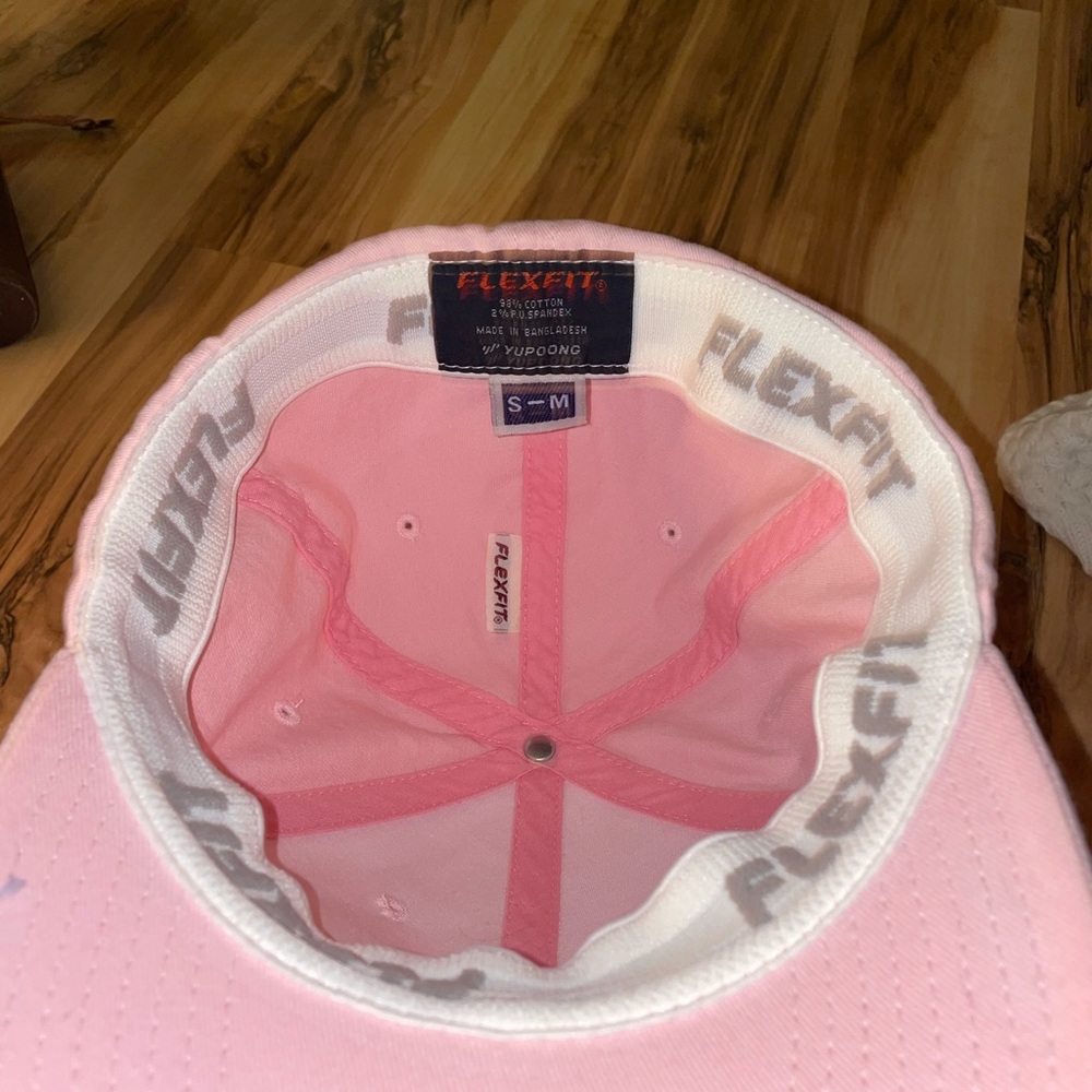 Pink Hat - Picture 3 of 3